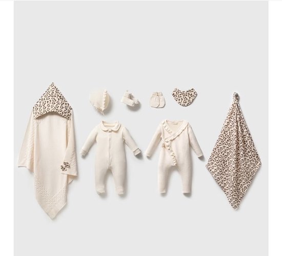 100 procent organic cotton - babykleding - geschenk - kraamcadeau - 10 delige set van Merkloos