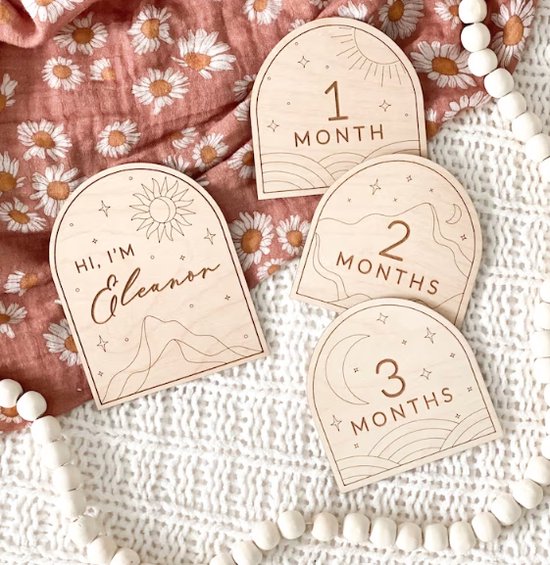 14 Houten Mijlpaalkaarten Baby - Babyshower cadeau - Kraamcadeau Jongen en meisje - milestone cards van Little Dutch