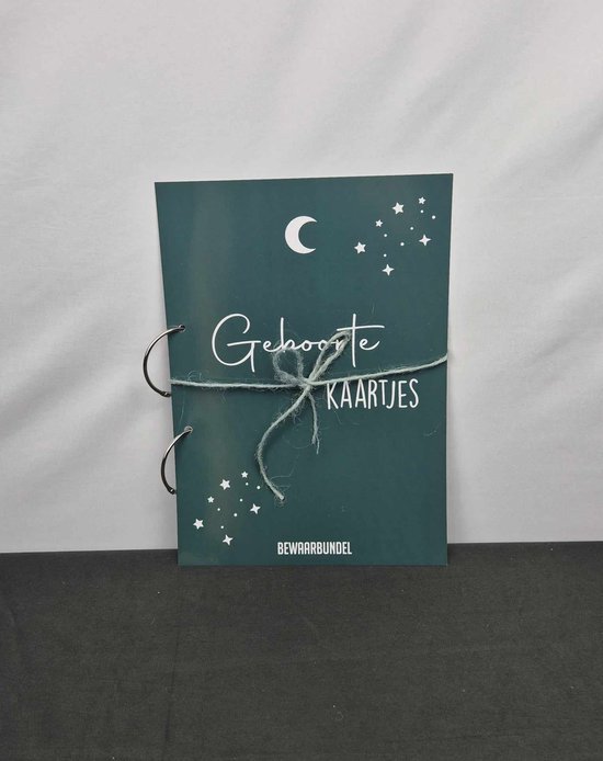 1x Geboortekaartjes Bewaarbundel - bewaarbundel geboortekaartjes - Groen - A4 van Kraaltjes.nl