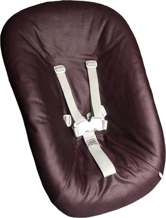 #68 Newborn hoes, Aubergine suede look, Stokke Tripp Trapp. Ook geschikt voor Kidsmill Up. van Ukje