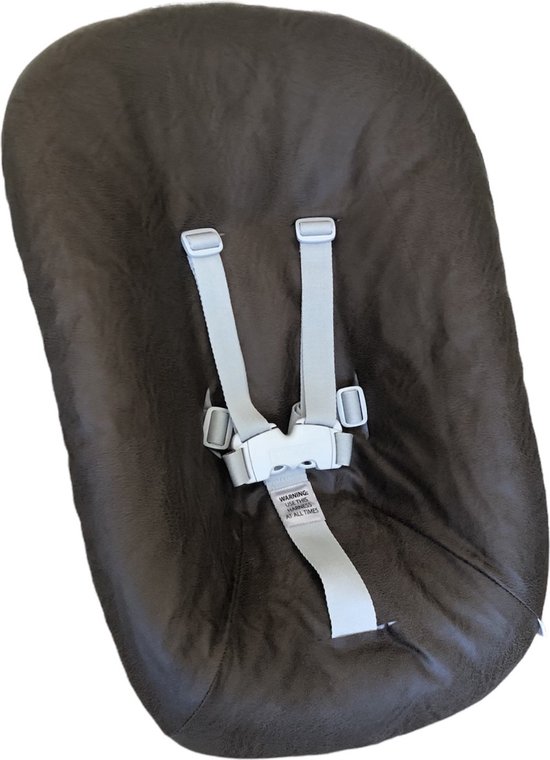 #69 Newborn hoes, Donker bruin suede look, Stokke Tripp Trapp. Ook geschikt voor Kidsmill Up. van Ukje