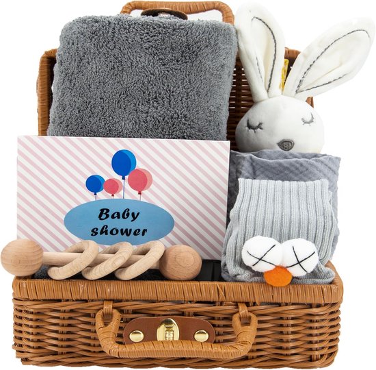 7 in 1 Pasgeboren Baby Cadeauset - Badhanddoek, Rustgevende Handdoek, Slabbetje, Rammelaar, Sokken, Wenskaart & Rieten Mand van Merkloos