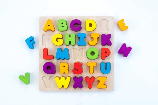 Alphabet puzzle 30 x 30 cm rubber wood van goki