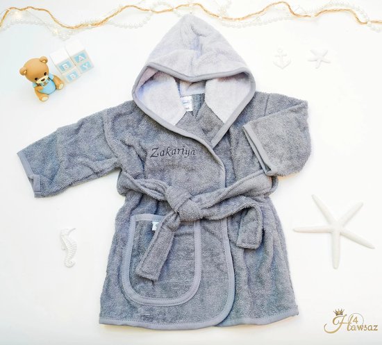 Baby badjas badstof Grijs 1 stuk - kraamcadeau voor jongen en meisje - Hawsaz.nl cadeau - gepersonaliseerd met naam - Kraamcadeaus - Badjas - Baby handoek - Badjas met naam - Geboortecadeau - Gepersonaliseerd - Baby cadeau met naam - Babygeschenk van Merkloos