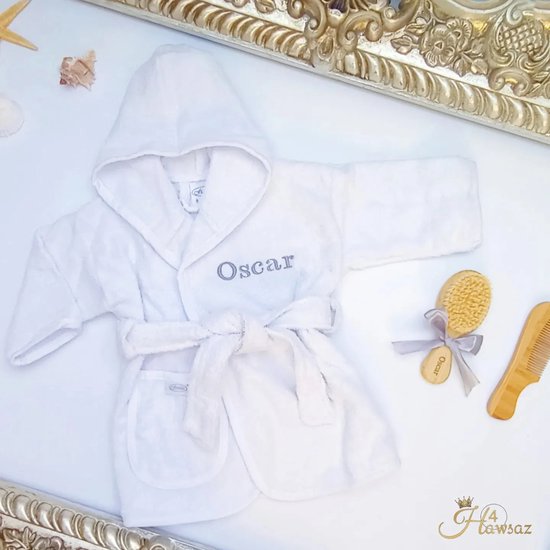 Baby badjas badstof Wit 1 stuk - kraamcadeau voor jongen en meisje - Hawsaz.nl cadeau - gepersonaliseerd met naam - Kraamcadeaus - Badjas - Baby handoek - Badjas met naam - Geboortecadeau - Gepersonaliseerd - Baby cadeau met naam - Babygeschenk van Merkloos