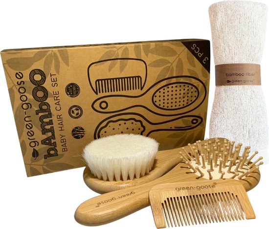 Baby borstel en Kam Newborn Set - 3 stuks - Houten Set - met Bamboe Doekjes - in Luxe Geschenkverpkking van Bear & Care