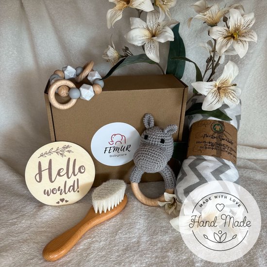Baby Geboorte Set – Baby Speelgoed – New Born Set – Geschenk Set - Kraamcadeau – Babyshower – Gender Reveal Party - Bijtring – Handgemaakt – Natuurlijke Materialen – Speenkoord - Nijlpaard