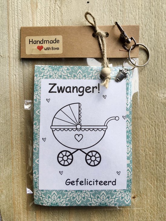 Baby kraamcadeau/ baby luiercadeau met de tekst 'zwanger gefeliciteerd' ,in verwachting, geboorte op komst jongen of meisje, luierkado, babyshower, zwangerschap, bedeltje van romper van Merkloos