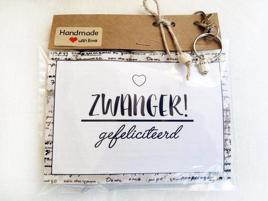 baby luierkado / kraamcadeau met de tekst 'zwanger gefeliciteerd van Pippeloentje