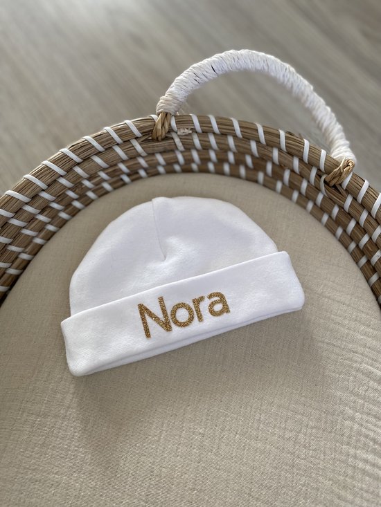 Baby muts - Newborn - met naam naar keuze van Merkloos