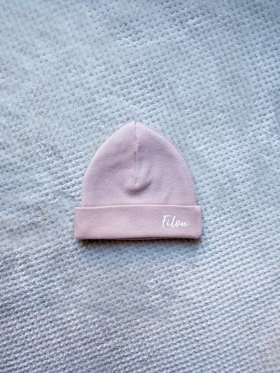 Baby mutsje met naam - Pinkstone | Geboorte mutsje met naam | Babymuts gepersonaliseerd | Kraamcadeau | Newborn babymutsje | Kraamkado van Merkloos
