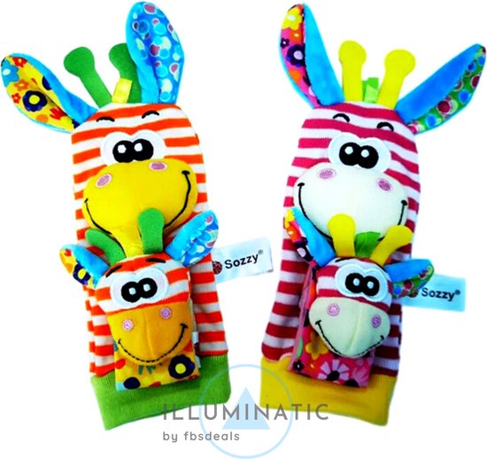 Baby Rammelaar - Rammelaar Sokjes en Armbandjes - Pols en Voetrammelaar - Speel en Voetzoeker Sokken - Baby Sokjes - Pluche Knuffels - Rammelaar - Belletjes | Illuminatic® | Zebra & Giraffe 2 | 1 Set, 4 Stuks van Illuminatic®