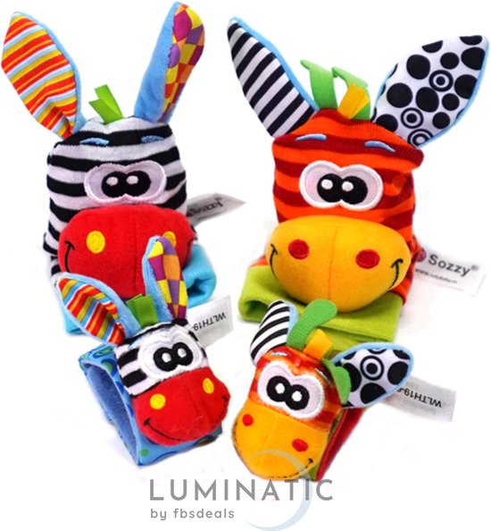 Baby Rammelaar - Rammelaar Sokjes en Armbandjes - Pols en Voetrammelaar - Speel en Voetzoeker Sokken - Baby Sokjes - Pluche Knuffels - Rammelaar - Belletjes | Luminatic® | Zebra & Giraffe 1 | 1 Set, 4 Stuks van Luminatic®