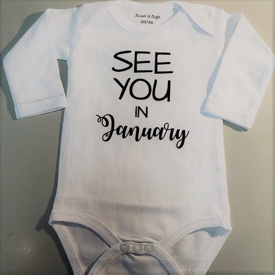 Baby Rompertje aankondiging zwangerschap Zwangerschapsaankondiging 2025 maand See you in January Januari | Lange mouw | wit | maat 50/56 | Cadeau voor de liefste aanstaande oma en opa oom tante papa mama van Soof Store