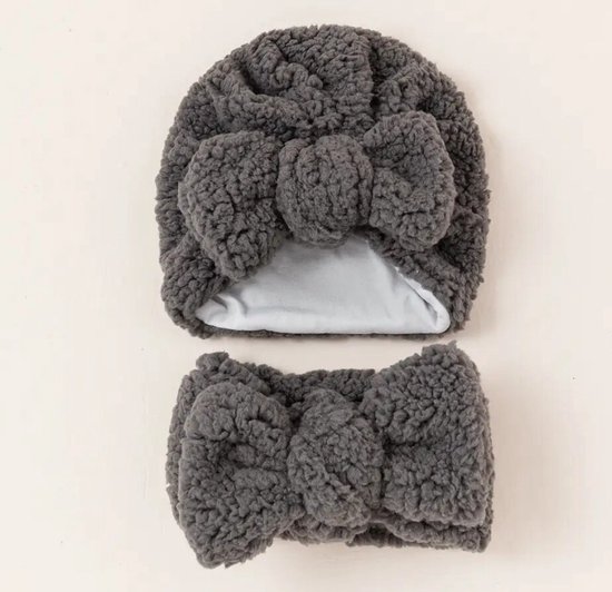baby set sjaal en muts - teddy - grijs - meisje - kraamcadeau - sjaal - muts van Merkloos