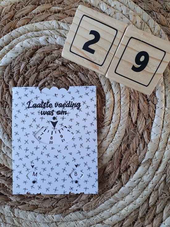 Baby Voedingskaart | Voedingsschijf | Kraamcadeau | Zwangerschap | 29- zwart | wit met bloemen