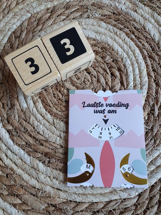 Baby Voedingskaart | Voedingsschijf | Kraamcadeau | Zwangerschap | 33- licht roze met gekleurd motief en goud van Merkloos