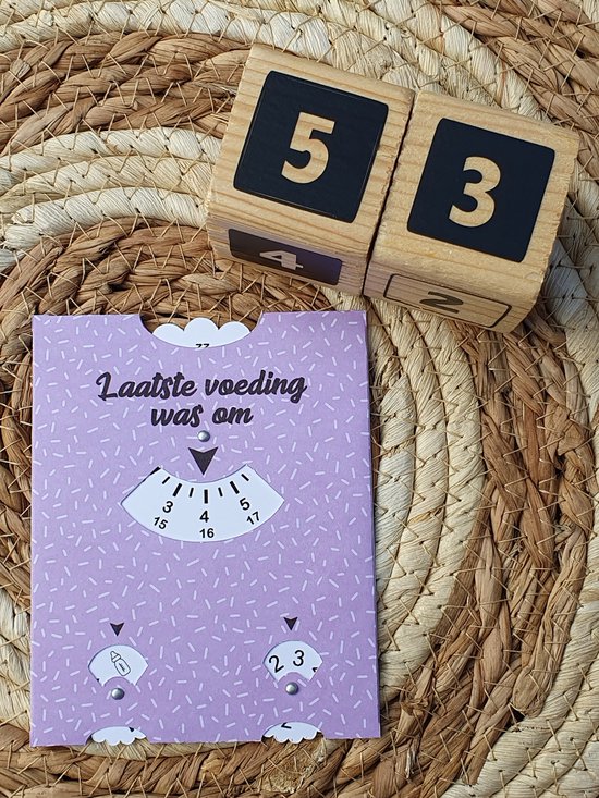 Baby Voedingskaart | Voedingsschijf | Kraamcadeau | Zwangerschap | 53- paars met streepjes van Made for Moments