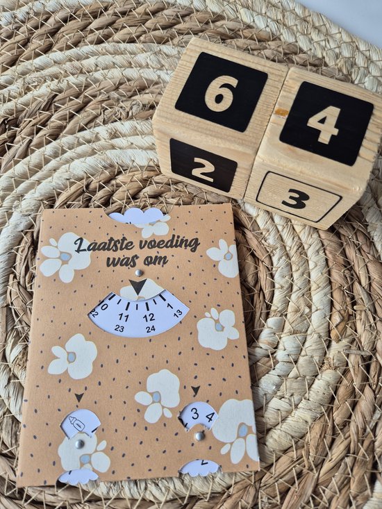 Baby Voedingskaart | Voedingsschijf | Kraamcadeau | Zwangerschap | 64- okergeel met créme en lichtgrijs vormige vlekken van Merkloos