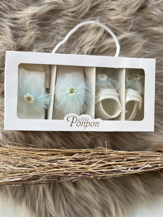 Babyaccessoires-geschenken set -geschenkdoos-doopsel-haarband-pantoffels-panty-babymeisjes-doopsel-kraamcadeau-lichtblauw tule parels-0 tem 6 maanden van Merkloos