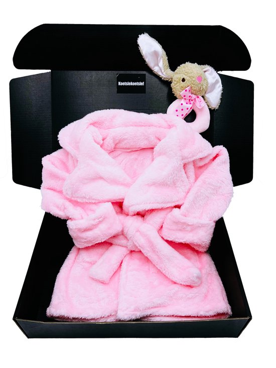 Babybadjas - 92/98  - rammelaar - kraamcadeau - meisje - kan ook rechtstreeks worden verstuurd als cadeau - badjas meisje - cadeau baby van Merkloos