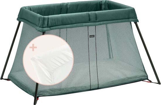 BabyBjörn Reisbedje Light Bundle - Donkergroen incl Matrasovertrek van Babybjörn