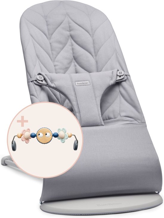 BabyBjörn Wipstoel Bliss Bundle - Geweven kroonblad quilt - Lichtgrijs incl Speelgoed Ondeugende oogjes Pastel van Babybjörn