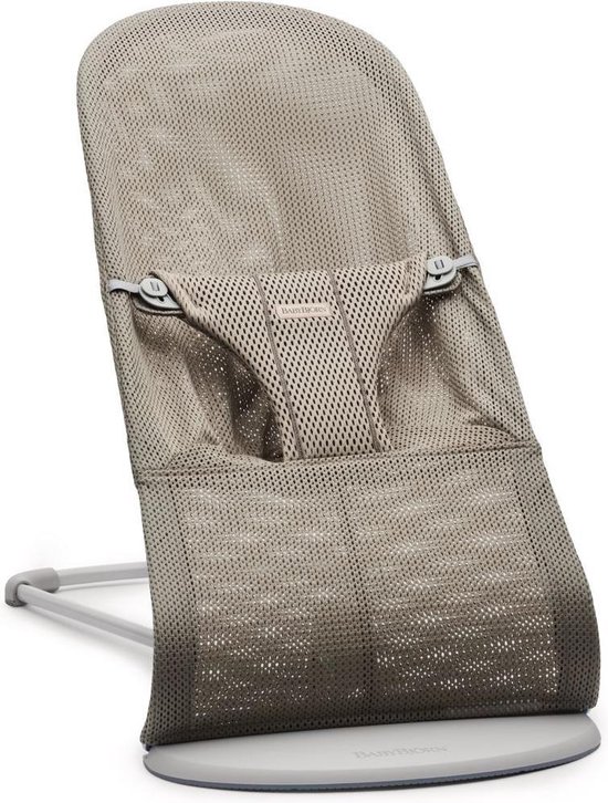 BabyBjörn Wipstoel Bliss - Mesh - Grijs-beige - Ergonomisch - Verstelbaar - Inklapbaar van Babybjörn