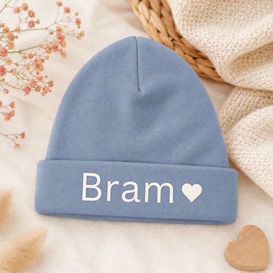 Babymutsje blauw met Naam – Gepersonaliseerd Newborn Mutsje blauw – Kraamcadeau Baby – blauw Jongens