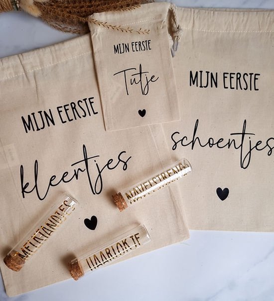 Baby's eerste momenten - Bewaarpakket - Kraamcadeau van Memory Lane