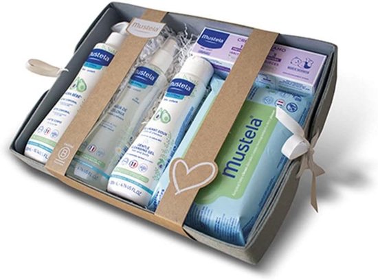 Babyset voor Pasgeborenen (5 Delig) in Verzorgingsmand - Essentiële Huidverzorging