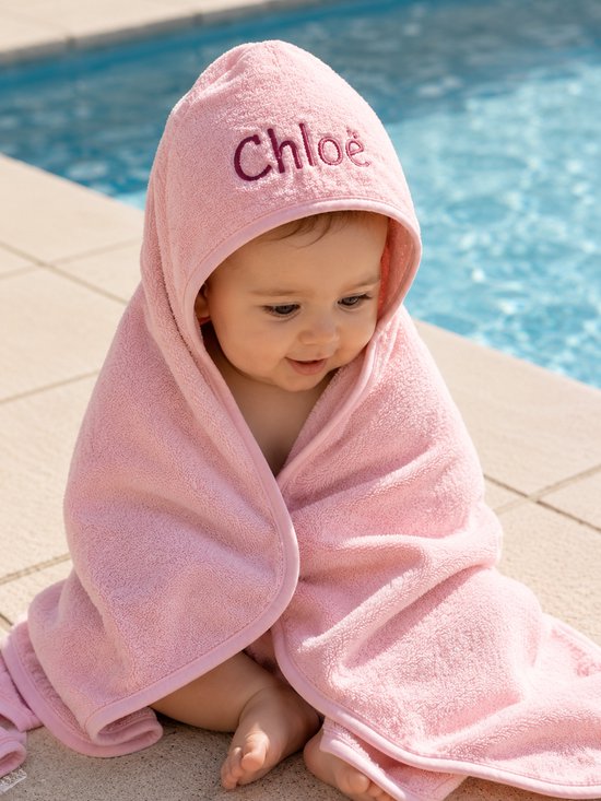 Badcape met naam geborduurd | Roze - Kraamcadeau - Babyverzorging - Baby handdoek - Bad en douche - Borduren met naam - Gepersonaliseerd - Geboortecadeau