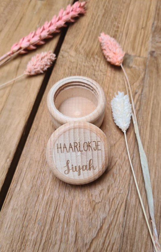 Bewaardoosje - haarlokje - haarlokdoosje - opdruk: gegraveerd - gepersonaliseerd bewaarpotje - haarlokpotje - RoNa Design van RoNa Design