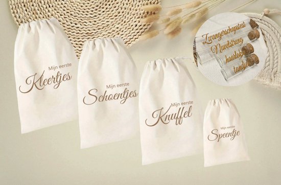 Bewaarzakken set8 delig | eerste knuffel | eerste kleertjes | eerste schoentjes | eerste speentje | zwangerschaptest | navelstreng | herinneringen baby | tandjes | haarlokje | van Jollein