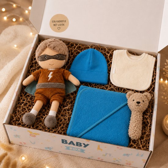 Blijeitje – Luxe 5-delige Babycadeauset Blauw – Kraamcadeau Jongen – Jollein pop – Babyshower Cadeau – Badjas, Babymutsje, Slab, Spuugdoek & Tutdoek