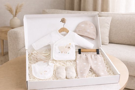 Blijeitje - Luxe Baby Cadeau Set - Kraamcadeau Unisex - Complete Baby Gift Box met Romper, Mutsje, Krabwantjes, Broekje & Knuffel - Neutraal Schaap Design van Merkloos