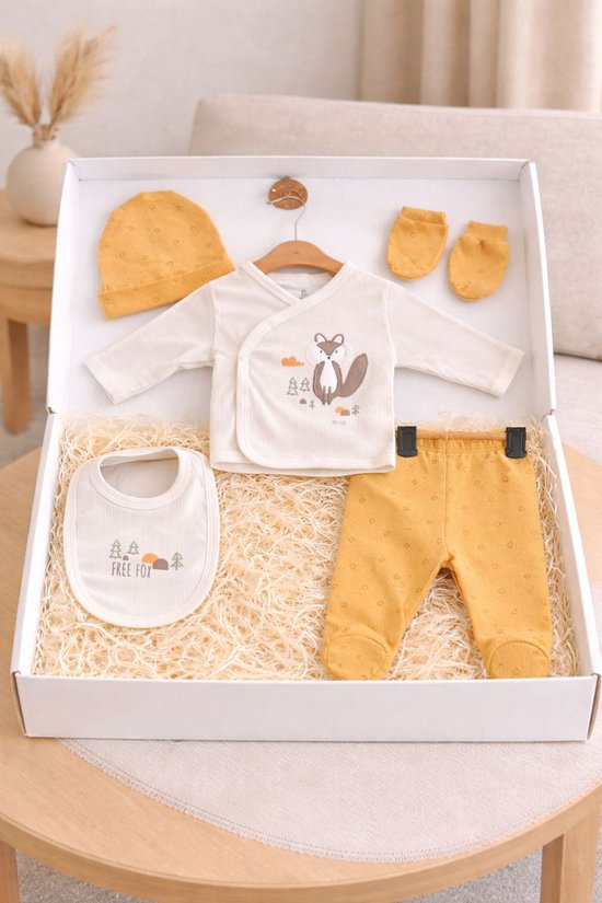 Blijeitje - Luxe Baby Cadeau Set - Kraamcadeau Unisex - Complete Baby Gift Box met Romper, Mutsje, Krabwantjes, Broekje & Knuffel - Neutraal Vos Design van Merkloos