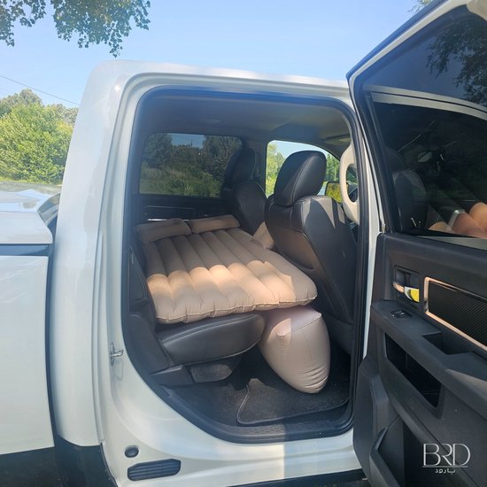BRD Outdoor® | Auto Luchtbed Beige inclusief 2 kussens en een elektrische luchtpomp | 2 persoons opblaasbaar bed matras | inclusief transporttas | camping van BRD