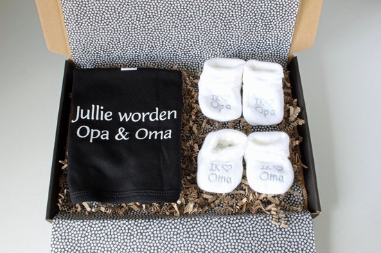 Brievenbus cadeau Jullie worden Opa & Oma - cadeau zwangerschap - cadeau Opa & Oma - slabber zwart - babyslofjes van Luckz