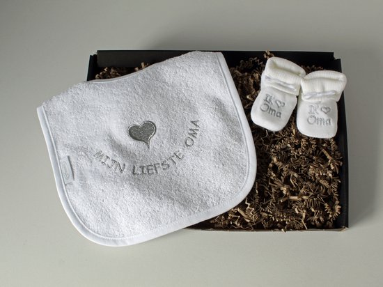 Brievenbus cadeau Liefste Oma - cadeau baby - cadeau zwangerschap van Wooden Amsterdam