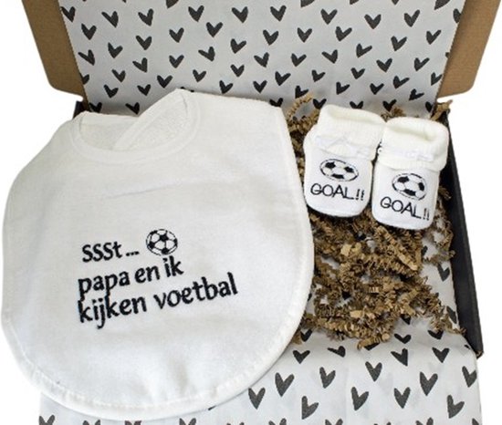 Brievenbus cadeau Sssst....Papa en ik kijken voetbal - cadeau baby - slabber- slofjes-voetbal - kraamcadeau van BamBam