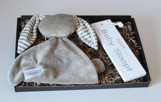 Brievenbuscadeau knuffel tut konijn grijs, kraamcadeau, cadeau zwangerschap van Merkloos