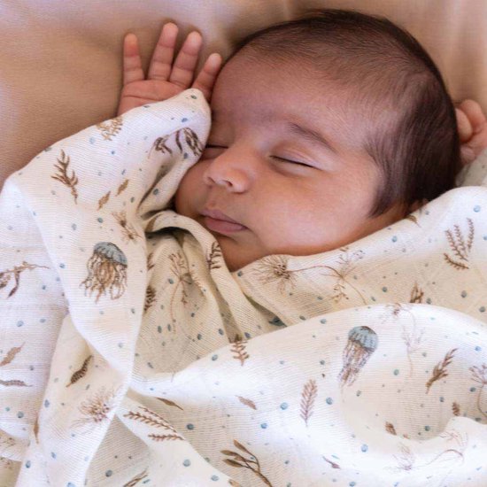 Cam Cam hydrofiele doek XL met print 120x120 - sea garden van Cam Cam