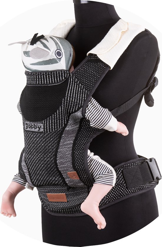 Chipolino Bobby Ergonomische Draagzak Met Capuchon Fly Ebony van Chipolino