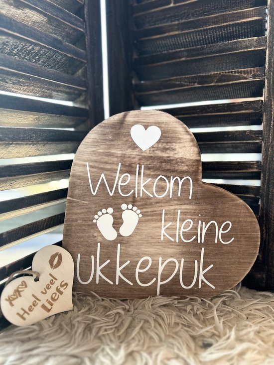 Creaties van Hier – Teksthart Welkom kleine ukkepuk met hartje - Natural - 25 cm – Kraamcadeau - baby van Merkloos