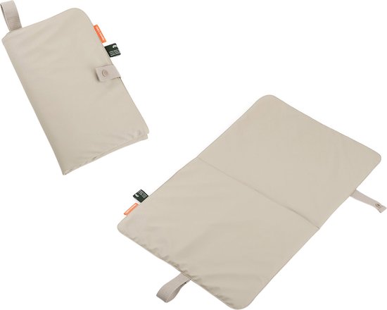 Done by Deer Foldable Changing Mat - Sand van Done by Deer