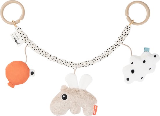 Done By Deer Happy Clouds Wagenspanner Sand van Done by Deer