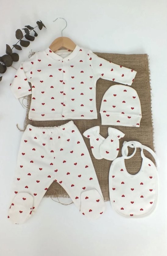 Dutchdreumes baby babyset Heart newborn maat 50/56 6 delige set van Dutchdreumes