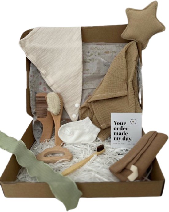 Duurzaam baby cadeaupakket "Small" / kraamkado / kraamcadeau / baby geschenk pakket/ babyshower / cadeauset / geboortegeschenk / jongen / meisje van Little Stars Gifts