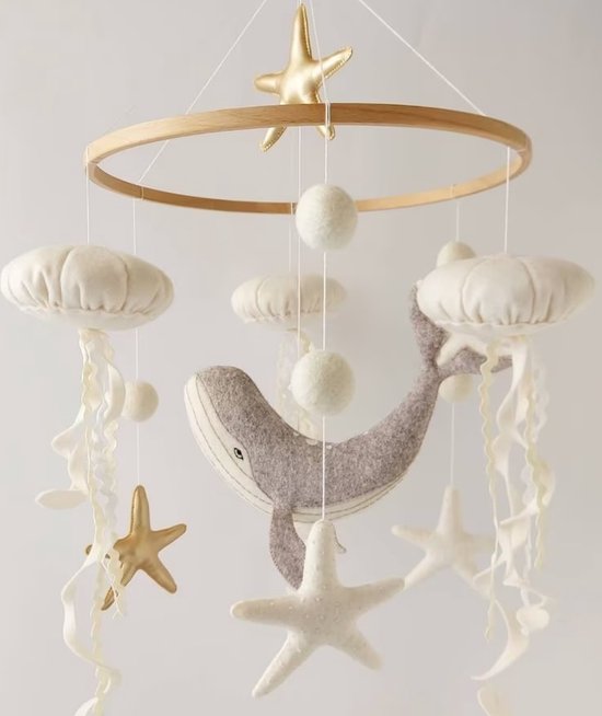 Fay&May® Boxmobiel Jellyfish en Walvis – Vilt – 100 % Handgemaakt – No Plastic van Fay&May